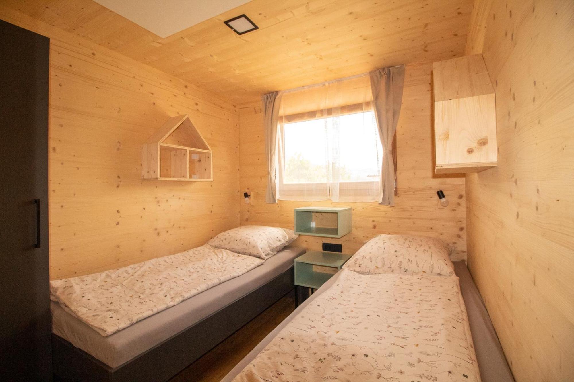 Camp Ante-Gojko Hotel เกรบัชติซา ภายนอก รูปภาพ