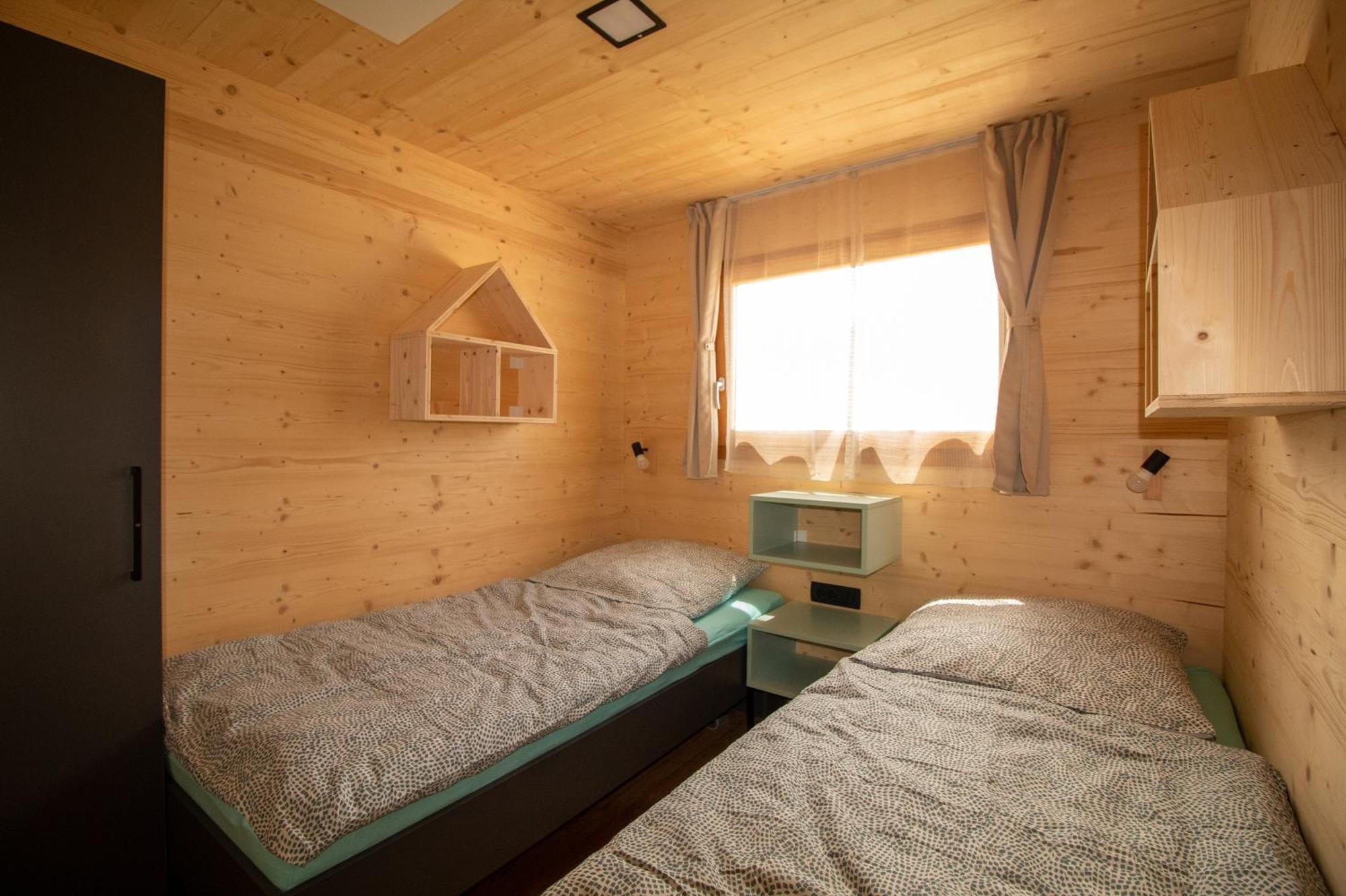 Camp Ante-Gojko Hotel เกรบัชติซา ภายนอก รูปภาพ